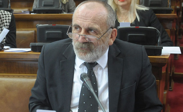 ШПИЈУНКА: С њиве по мандат